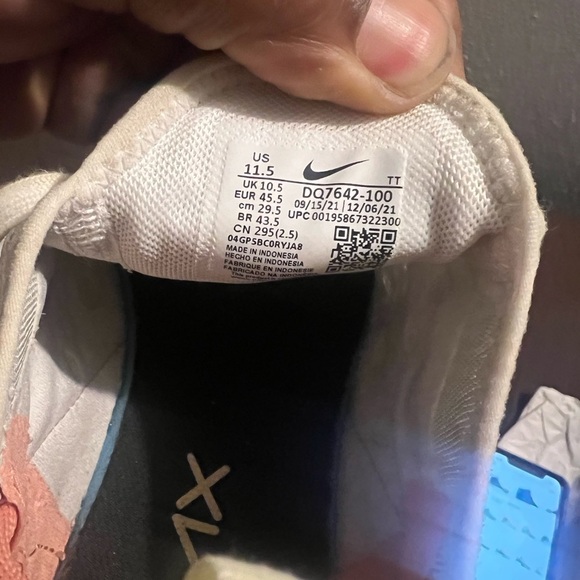 Nike Air Max 270 White Sanddrift men size 11.5 fit lady size 13 - Picture 9 of 9